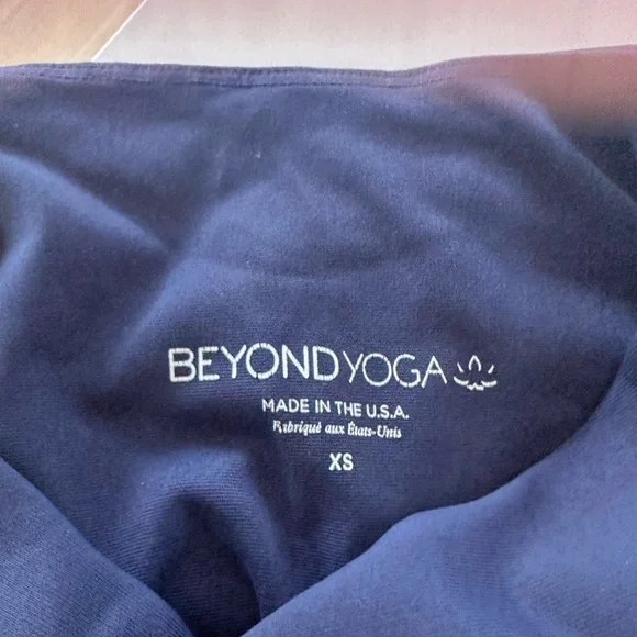 Beyond Yoga Blue Glitter Leggings - Picture 7 of 11